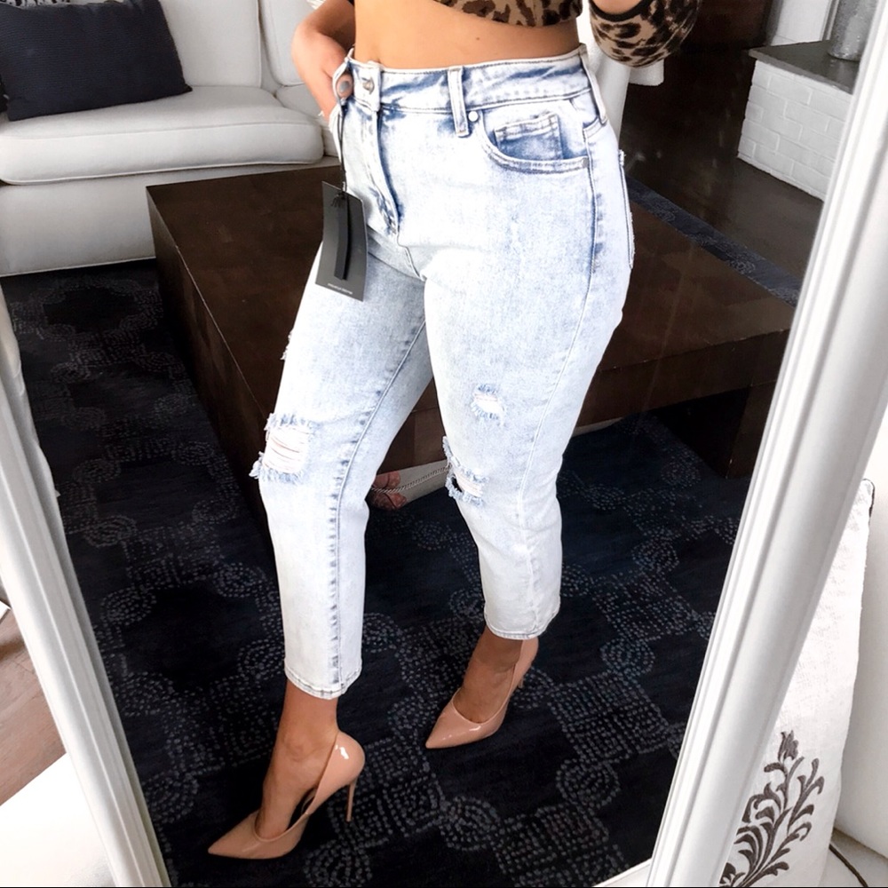 👖KENDALL + KYLIE THE ICON HIGH RISE CAPRI JEANS! - Picture 3 of 16